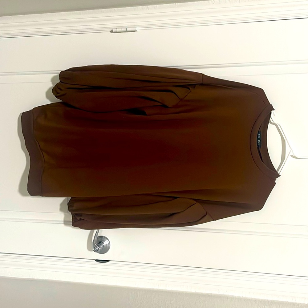 Brown Long Sleeve Sweatshirt